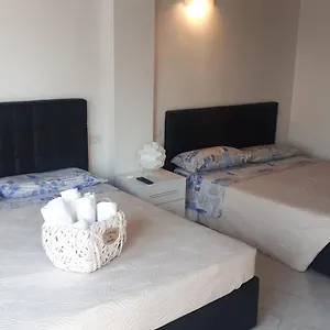 Casa Leonardo Dom wakacyjny Azzano San Paolo